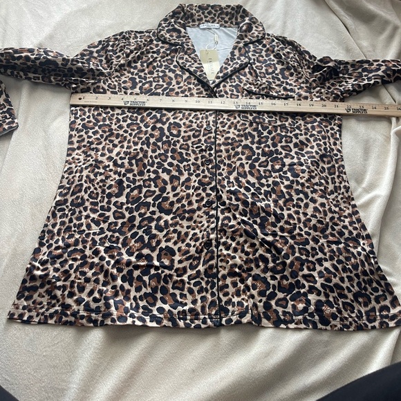 Amazon Ekouaer nwt leopard print rayon pajama set - Picture 4 of 11